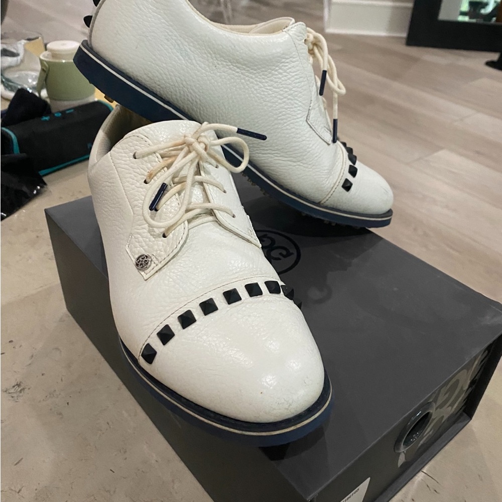 G/FORE Women’s White Leather Oxfords with Twilight Studs